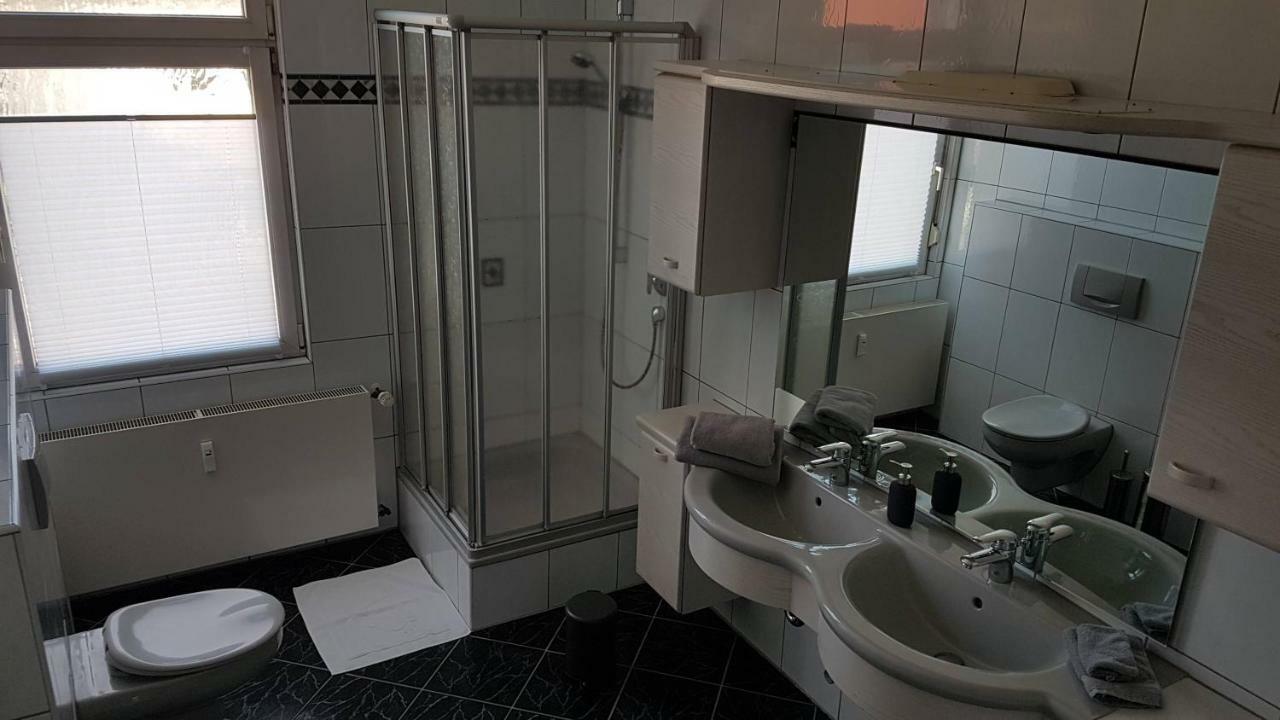 Apartament Zimmervermietung Muelheim Mülheim an der Ruhr Zewnętrze zdjęcie